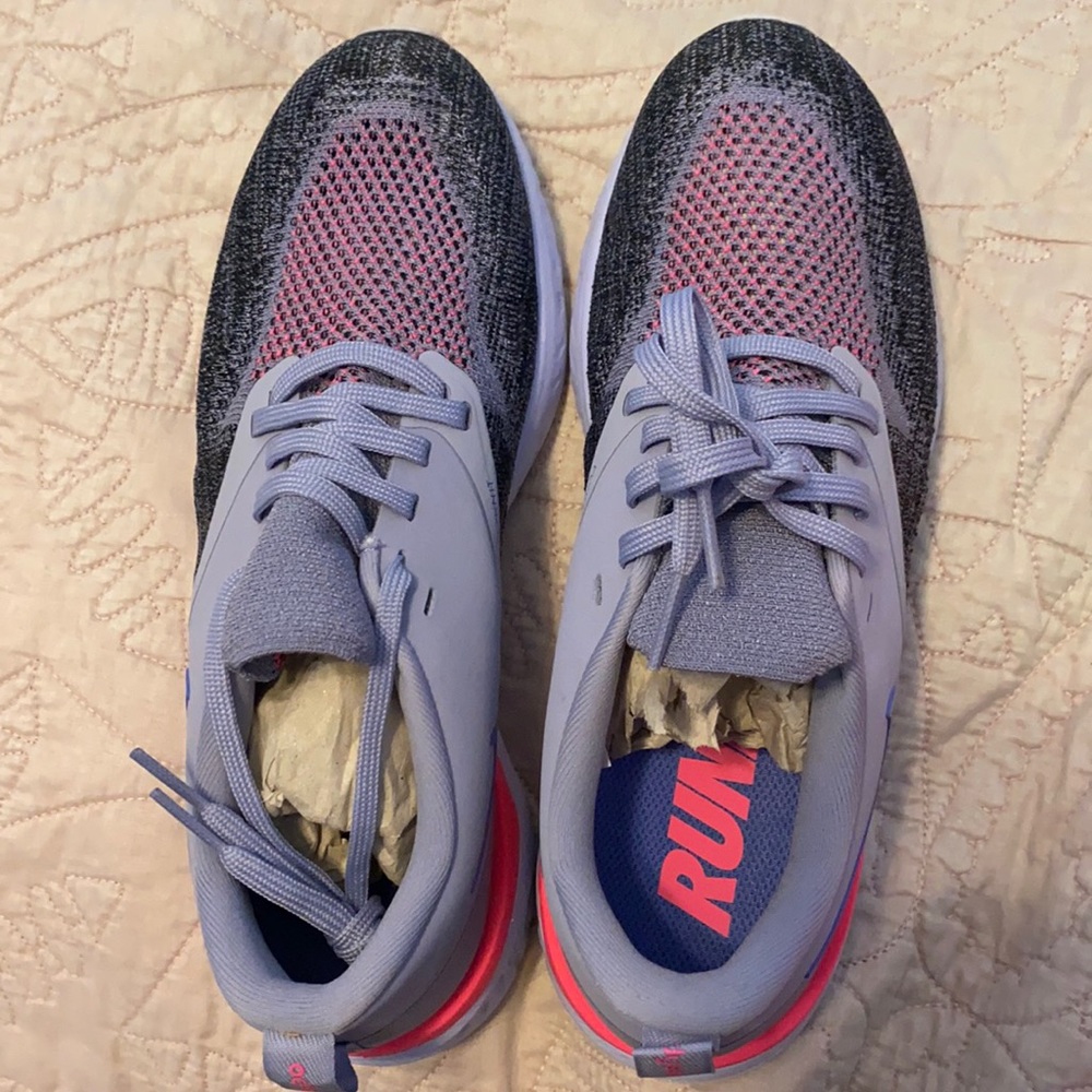 Nike Odyssey React Flyknit 2